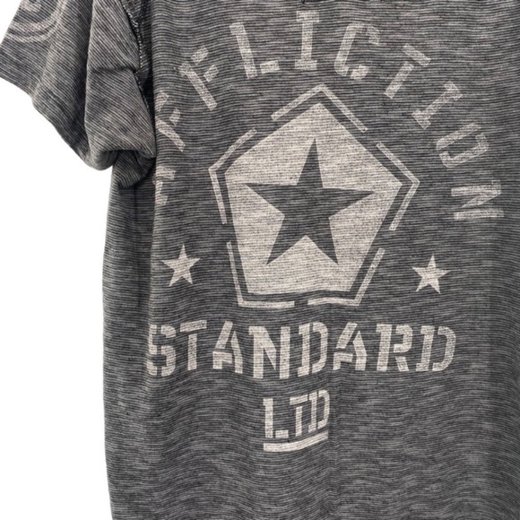 Affliction Men’s Distressed Skull V-Neck Tee Shirt XL - Picture 2 of 8